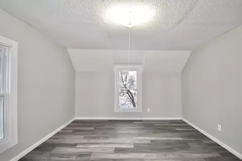 36 Orleans St, Springfield, MA 01109 photo 17