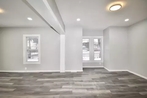 36 Orleans St, Springfield, MA 01109 photo 6