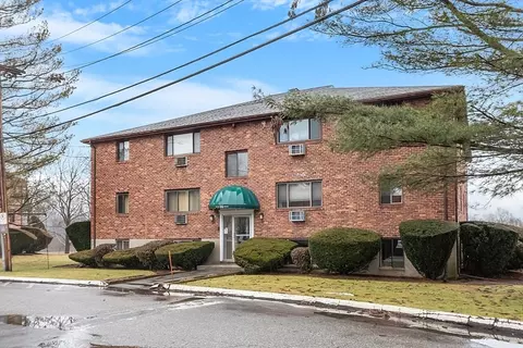 36 Bayview Ter #2, Danvers, MA 01923 photo 2