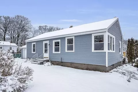 16 Nestor Ave, Fitchburg, MA 01420