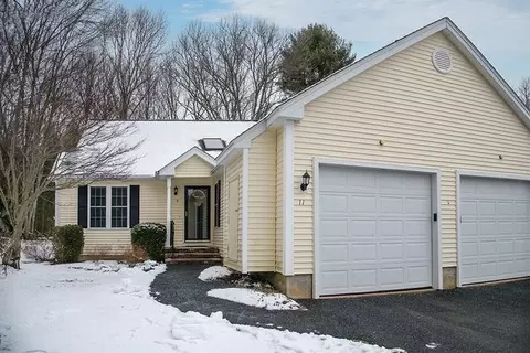 11 Stagecoach Ct #11, Uxbridge, MA 01569