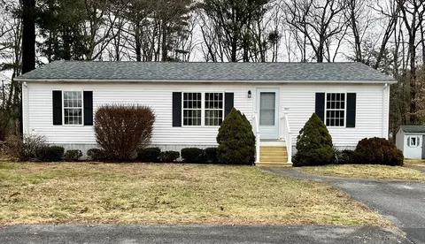 50 Highland St #107, Taunton, MA 02780