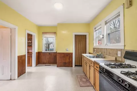 Kitchen - 579 Washington St, Dedham, MA 02026 photo 2 of 3