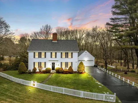 1255 Norton Ave, Taunton, MA 02780
