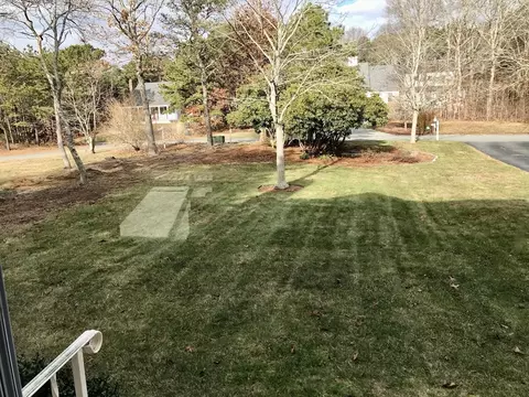 16 Sugar Pine Cir, Mashpee, MA 02649 photo 35