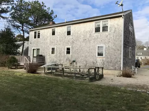 16 Sugar Pine Cir, Mashpee, MA 02649 photo 36