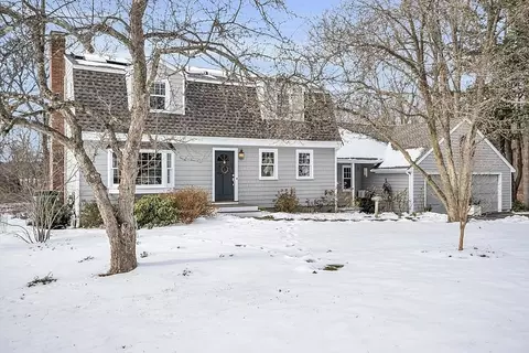 58 Mallard Dr, Concord, MA 01742