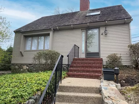 4 Potter Pond #4, Lexington, MA 02421