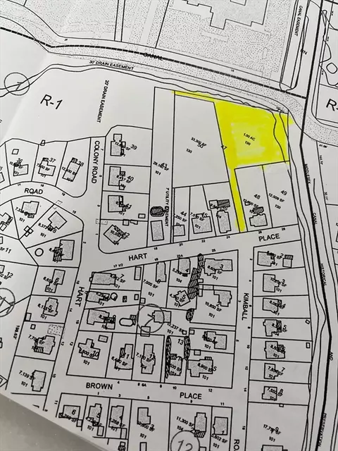 0 Hart Pl, Woburn, MA 01801