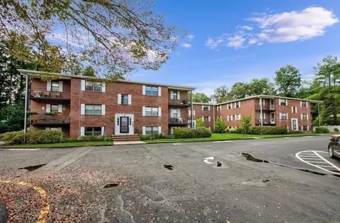 90 Neponset St #807, Canton, MA 02021