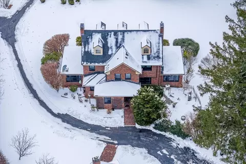 51 Newton St, West Boylston, MA 01583