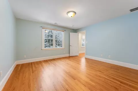 50 Barrett St, Needham, MA 02492 photo 23