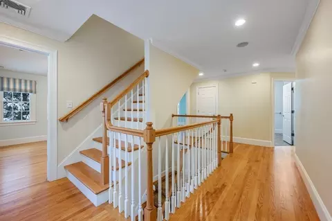 50 Barrett St, Needham, MA 02492 photo 16