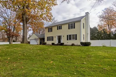 3 Paul St, South Hadley, MA 01075