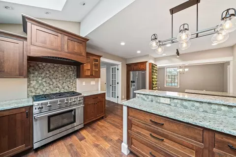 6 Cushing St, Hull, MA 02045 photo 17
