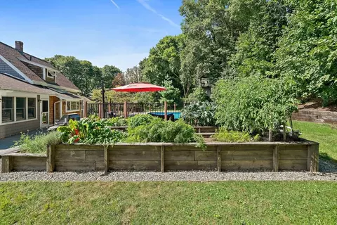 6 Cushing St, Hull, MA 02045 photo 9