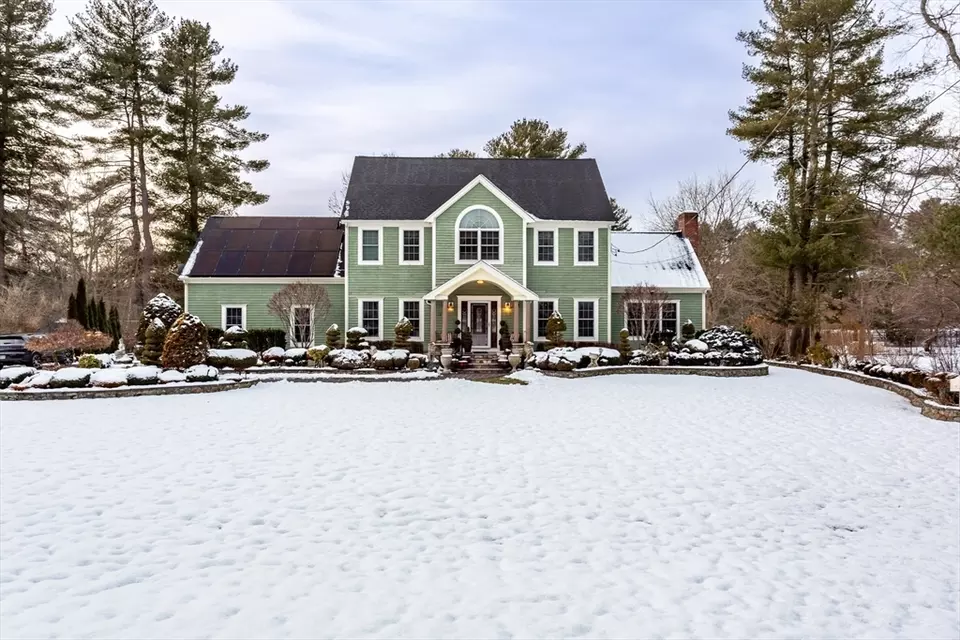 557 Bay Rd, Easton, MA 02375 40 Photos Movoto