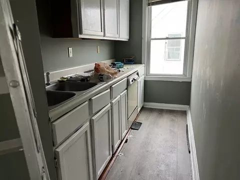 76 Perry Ave, Worcester, MA 01610 photo 4