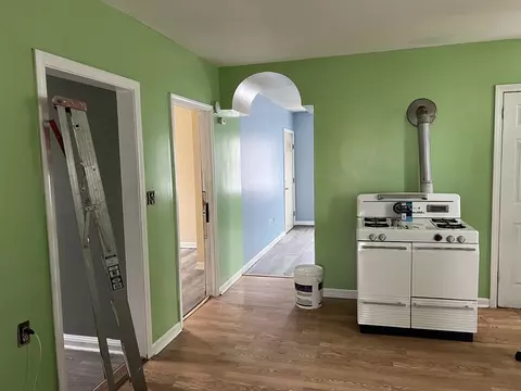 76 Perry Ave, Worcester, MA 01610 photo 5