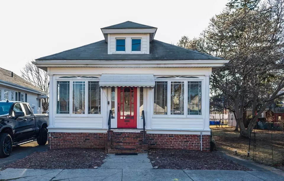 41 Moore St, Quincy, MA 02169 30 Photos Movoto
