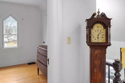 11 Vine St, Beverly, MA 01915 photo 22