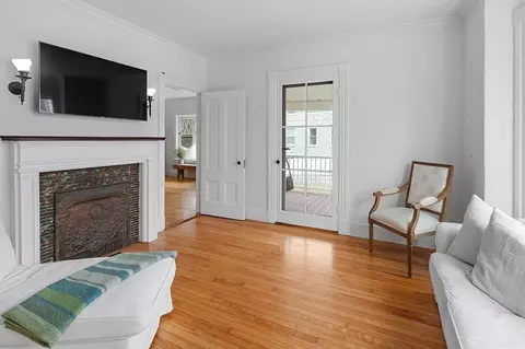 11 Vine St, Beverly, MA 01915 photo 10
