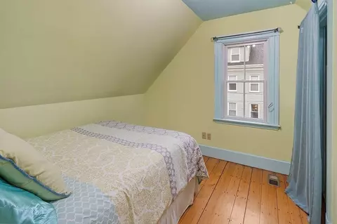 11 Vine St, Beverly, MA 01915 photo 26