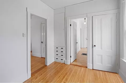 11 Vine St, Beverly, MA 01915 photo 17