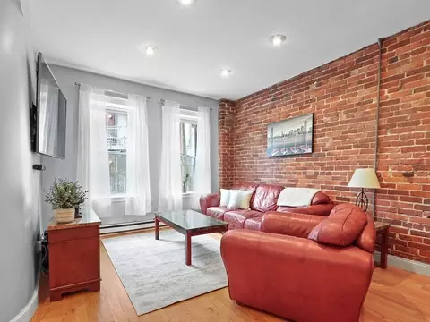 121 Salem St #2A/B, Boston, MA 02113