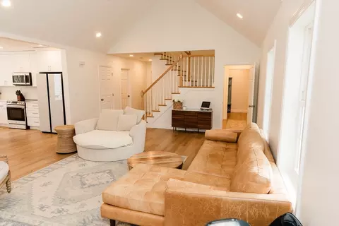 570 Elm St E, Raynham, MA 02767 photo 5