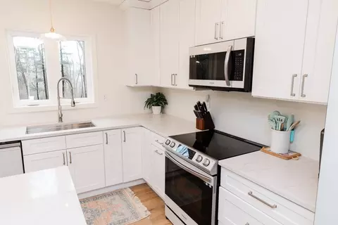 570 Elm St E, Raynham, MA 02767 photo 14