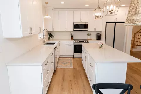 570 Elm St E, Raynham, MA 02767 photo 15