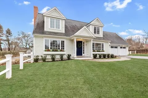 11 Marshall Rd, Hingham, MA 02043 photo 2