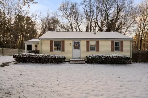 5 Gabriel Rd, Sharon, MA 02067