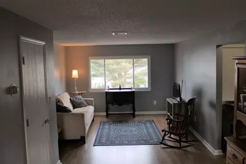5455 N Main St #5C, Fall River, MA 02720 photo 3