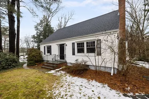129 Cedar St, Lexington, MA 02421 photo 22