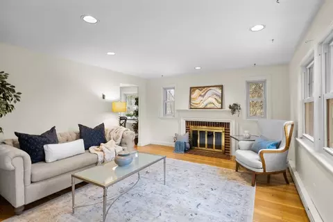 129 Cedar St, Lexington, MA 02421 photo 2