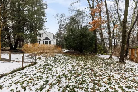 129 Cedar St, Lexington, MA 02421 photo 23