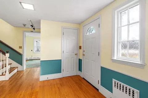 108 Lincoln St, Hingham, MA 02043 photo 7