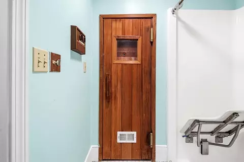 108 Lincoln St, Hingham, MA 02043 photo 17