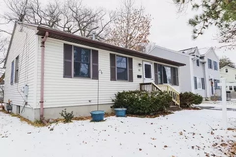 11 Champlain Ave, Springfield, MA 01151 photo 15