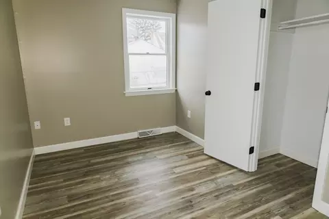 11 Champlain Ave, Springfield, MA 01151 photo 10