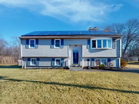 15 Marc Ave, Methuen, MA 01844