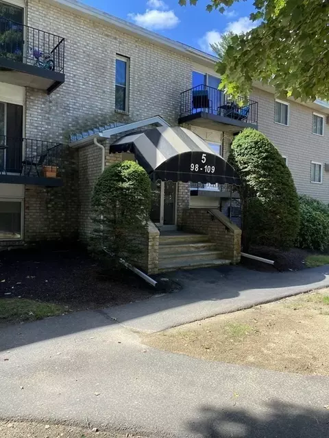 440 North Ave # 99, Haverhill, MA 01830