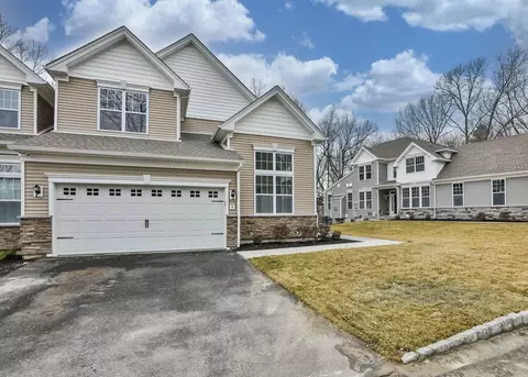 5 Cardinal Rd #178, Methuen, MA 01844