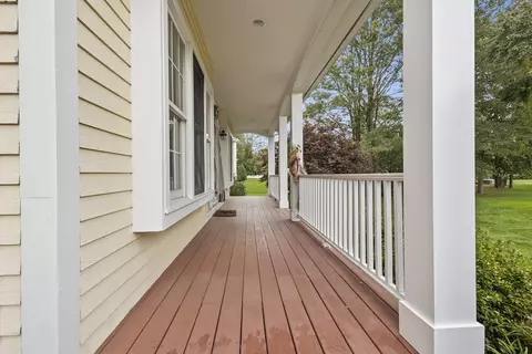 80 Sunflower Dr, Raynham, MA 02767 photo 4