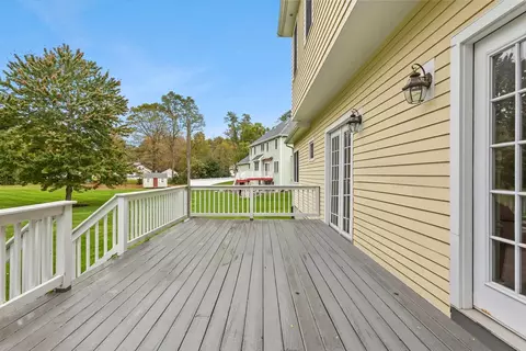 80 Sunflower Dr, Raynham, MA 02767 photo 32