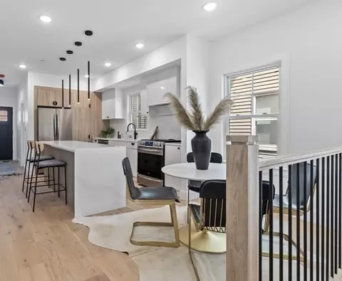 65 Merriam St #1, Somerville, MA 02143