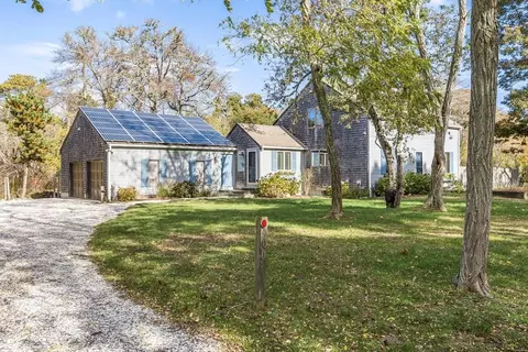 400 Governor Prence Rd, Eastham, MA 02642