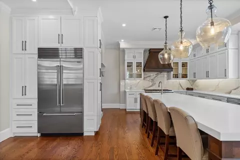 Kitchen - 285 Goddard Ave, Brookline, MA 02445 photo 4 of 5